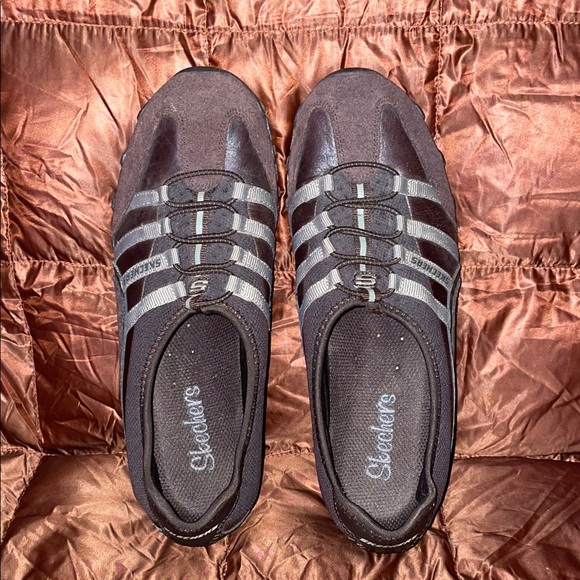 Skechers Shoes - NWOT Skechers Women's Dark Brown Slip-On Sneakers.  Size 6.5